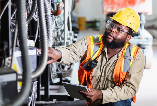 Best Emergency Electrical Repair  in Pinecrest, FL